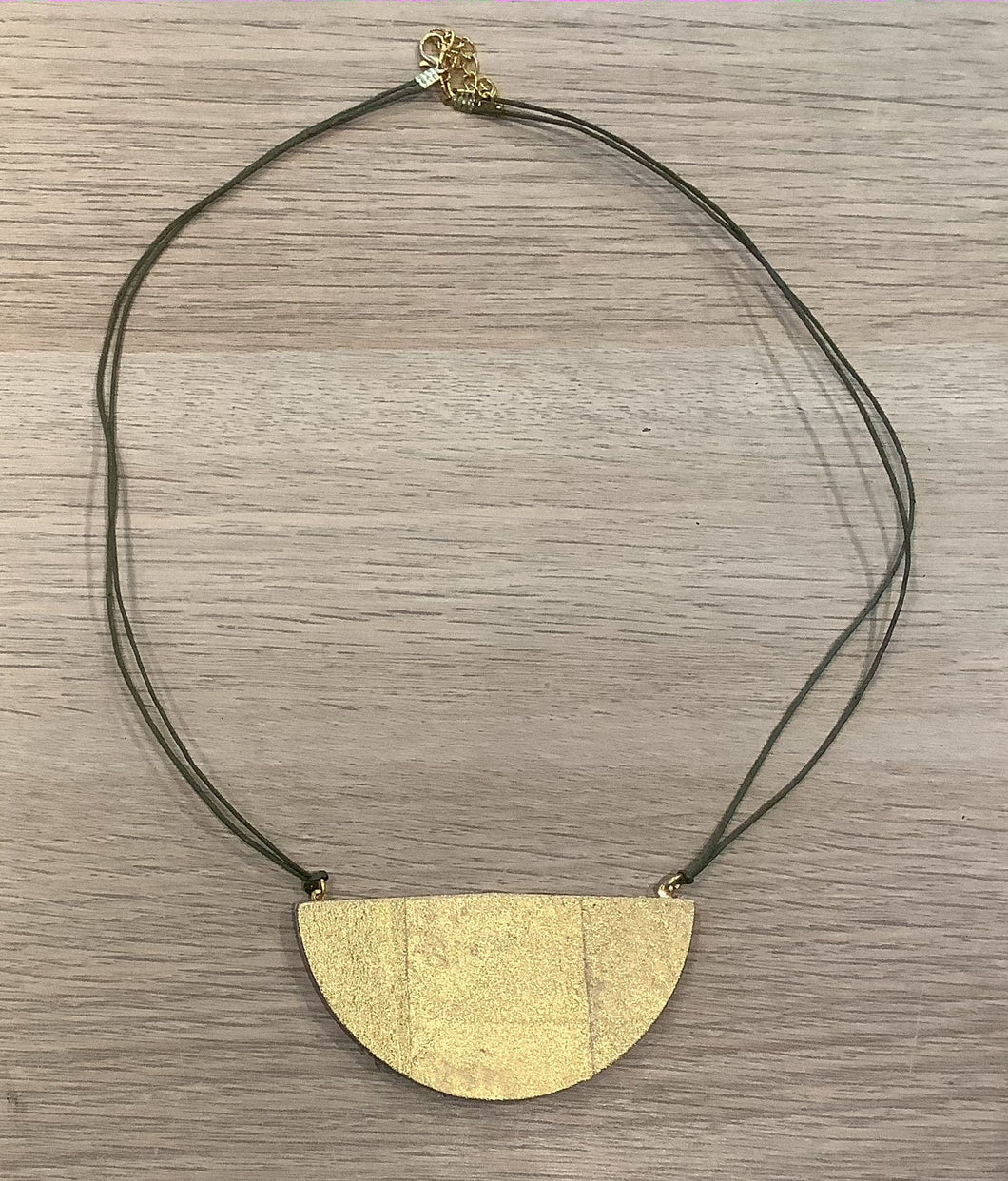 Large semi circle necklace gold