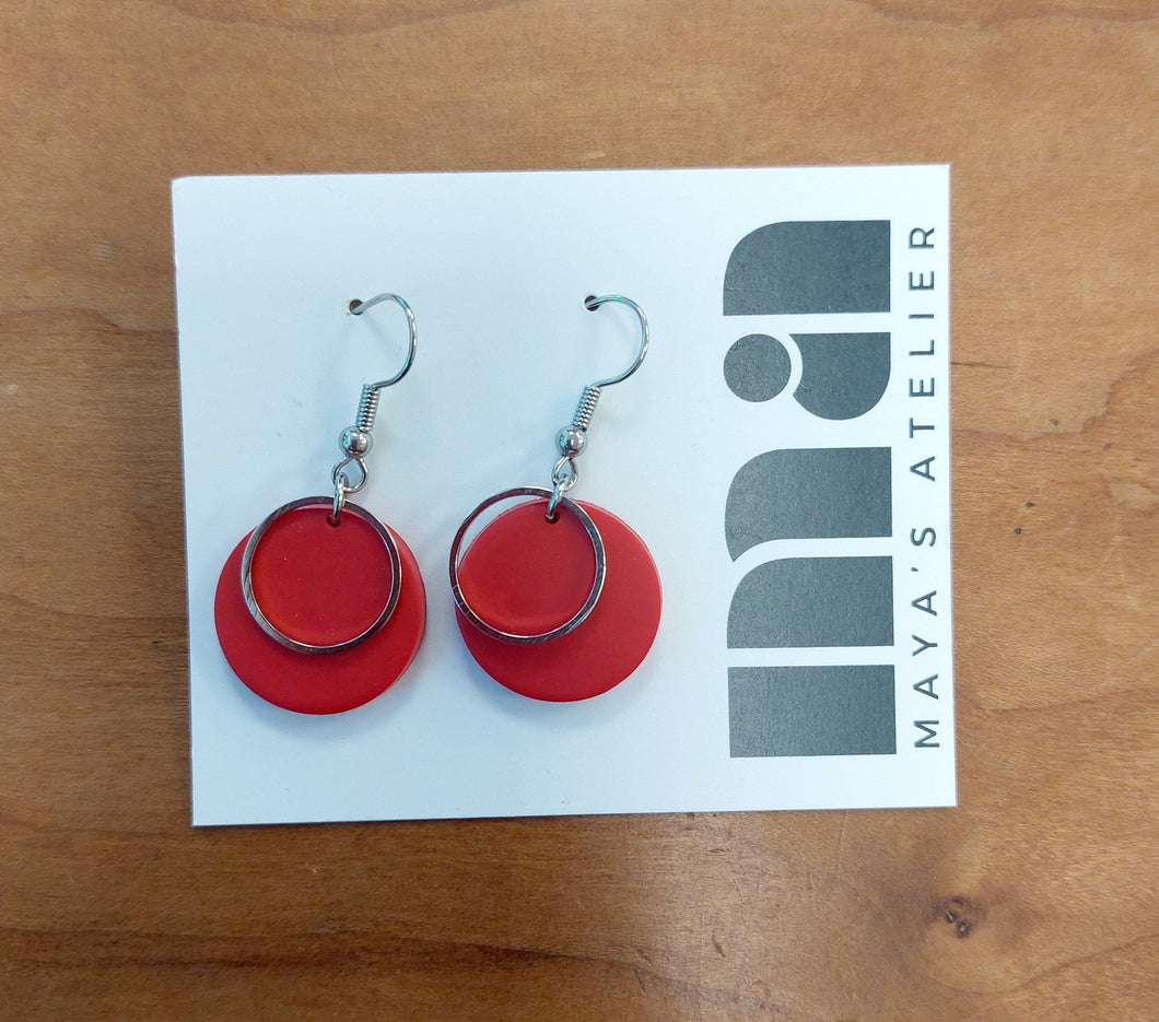 Lynn: Red earrings (silver)