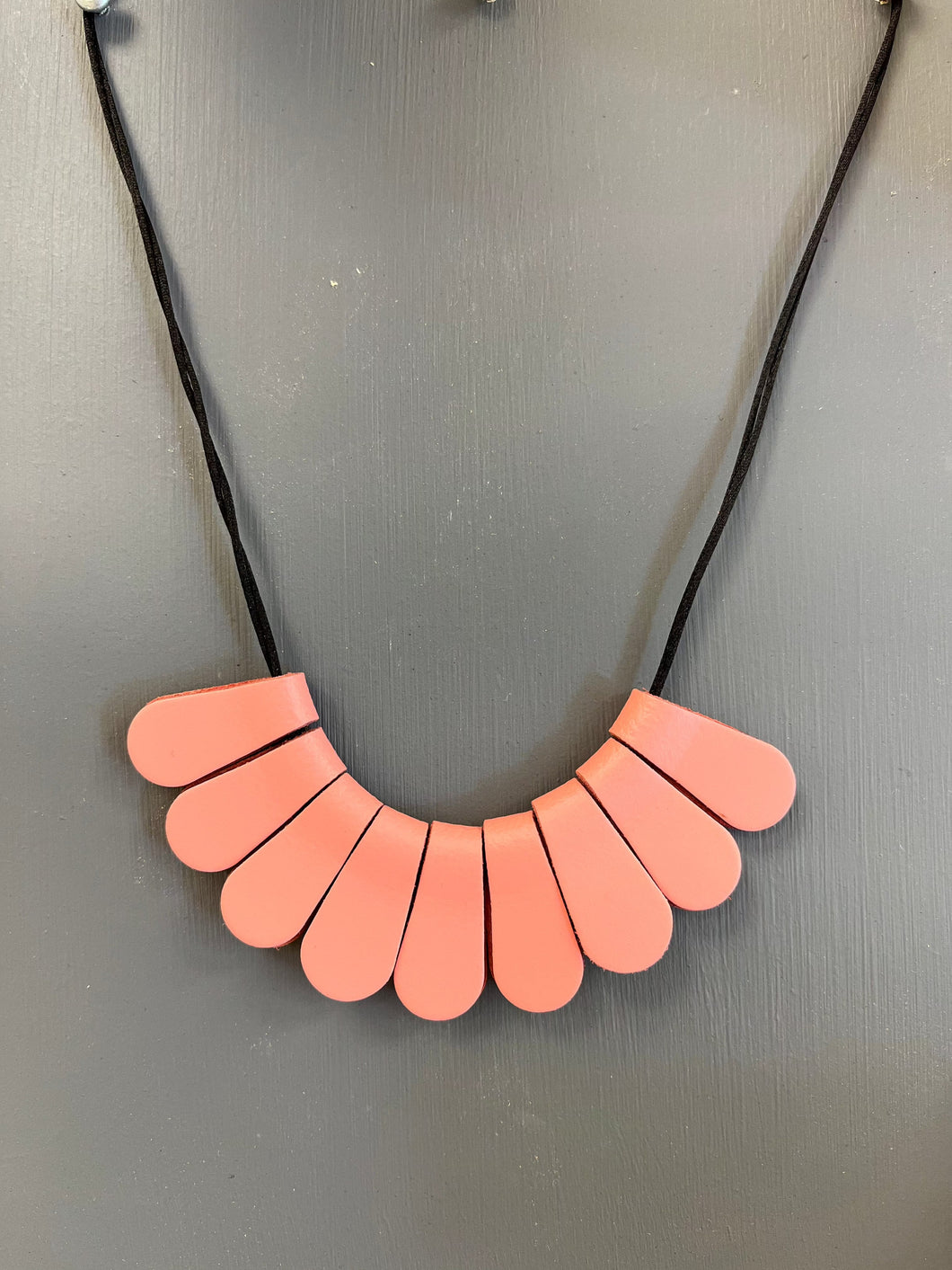 Small Petal Necklace - Pink