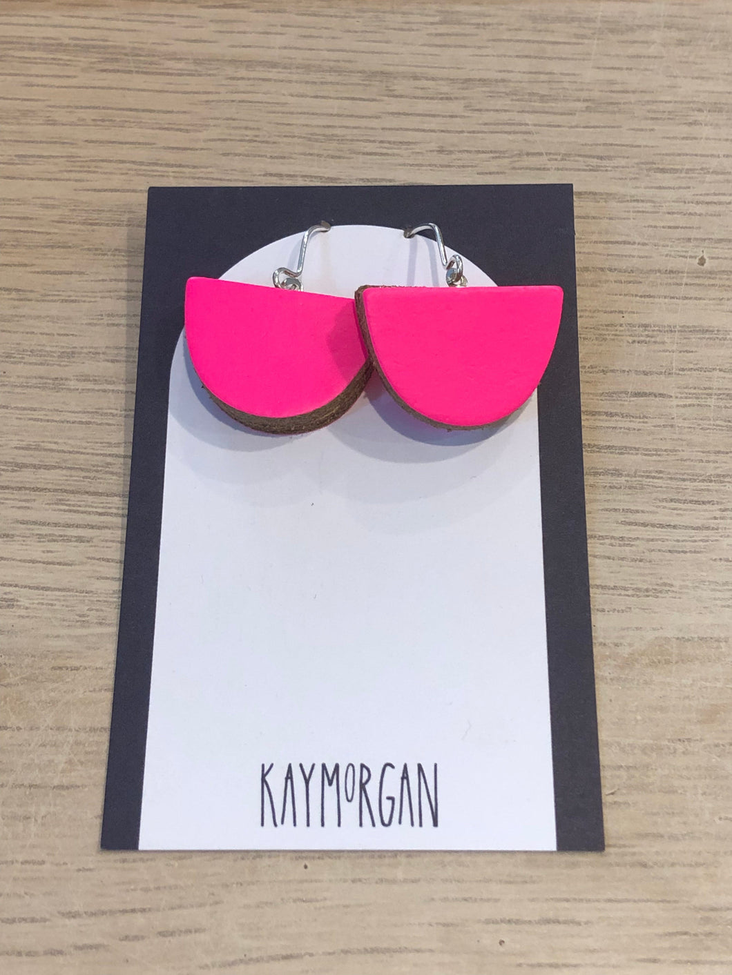 Small semi circle earrings: Fluro Pink