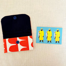 Load image into Gallery viewer, Red Scallop Card Wallet
